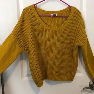 Mustard sweater!